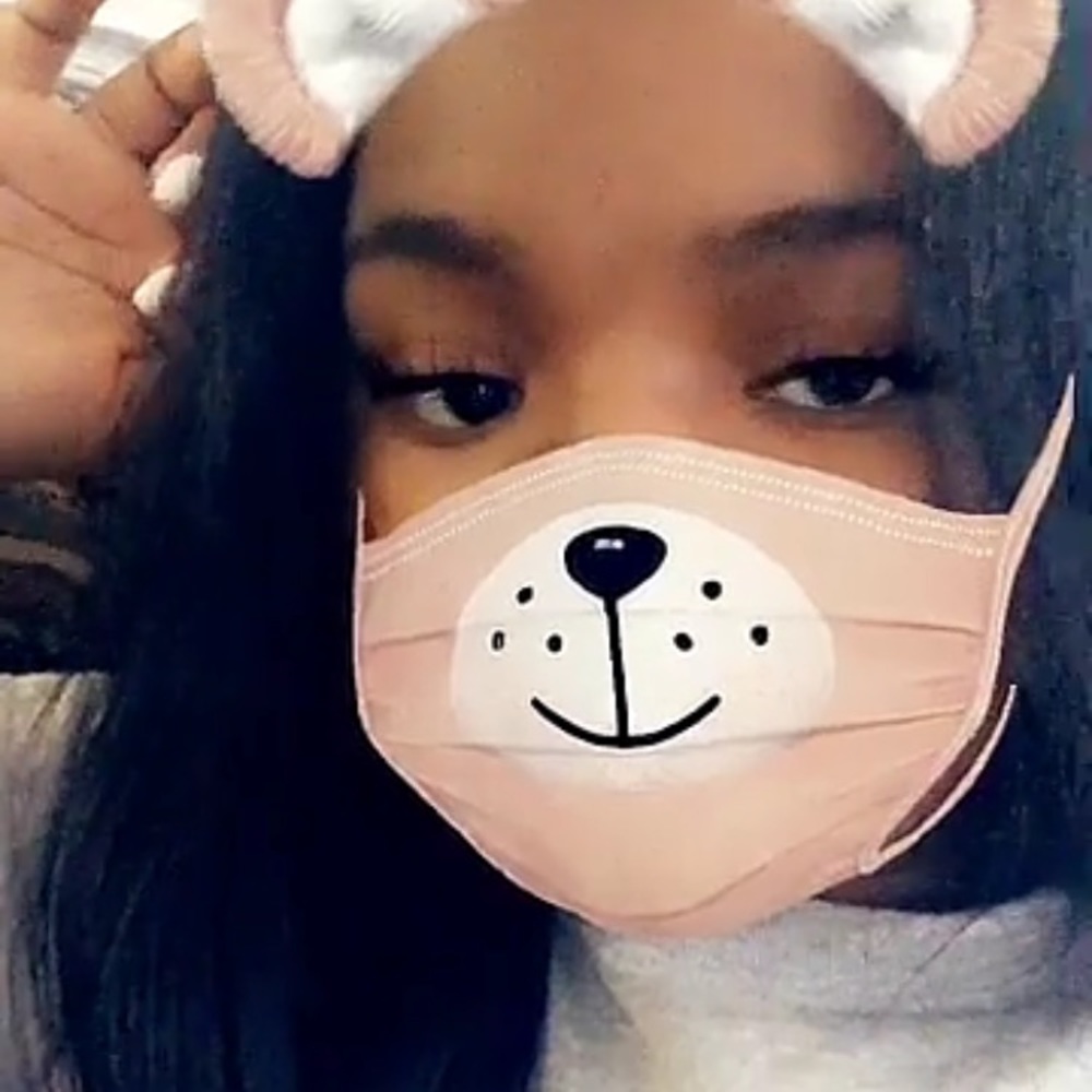 Meet your Posher, Aliya